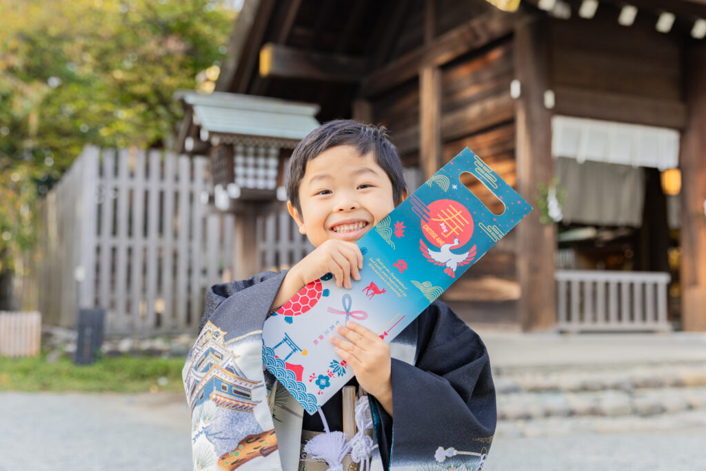 伊勢山皇大神宮での5歳男の子七五三の出張撮影